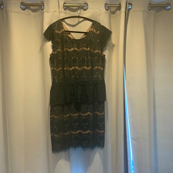 Maeve Dresses & Skirts - Anthropologie Lace Peplum Dress